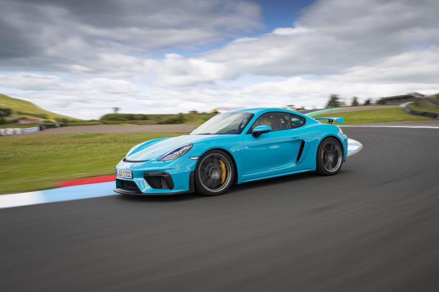  Porsche 718 Cayman GT4 (982C) 2019 года  (WW) (фото 161 из 190)